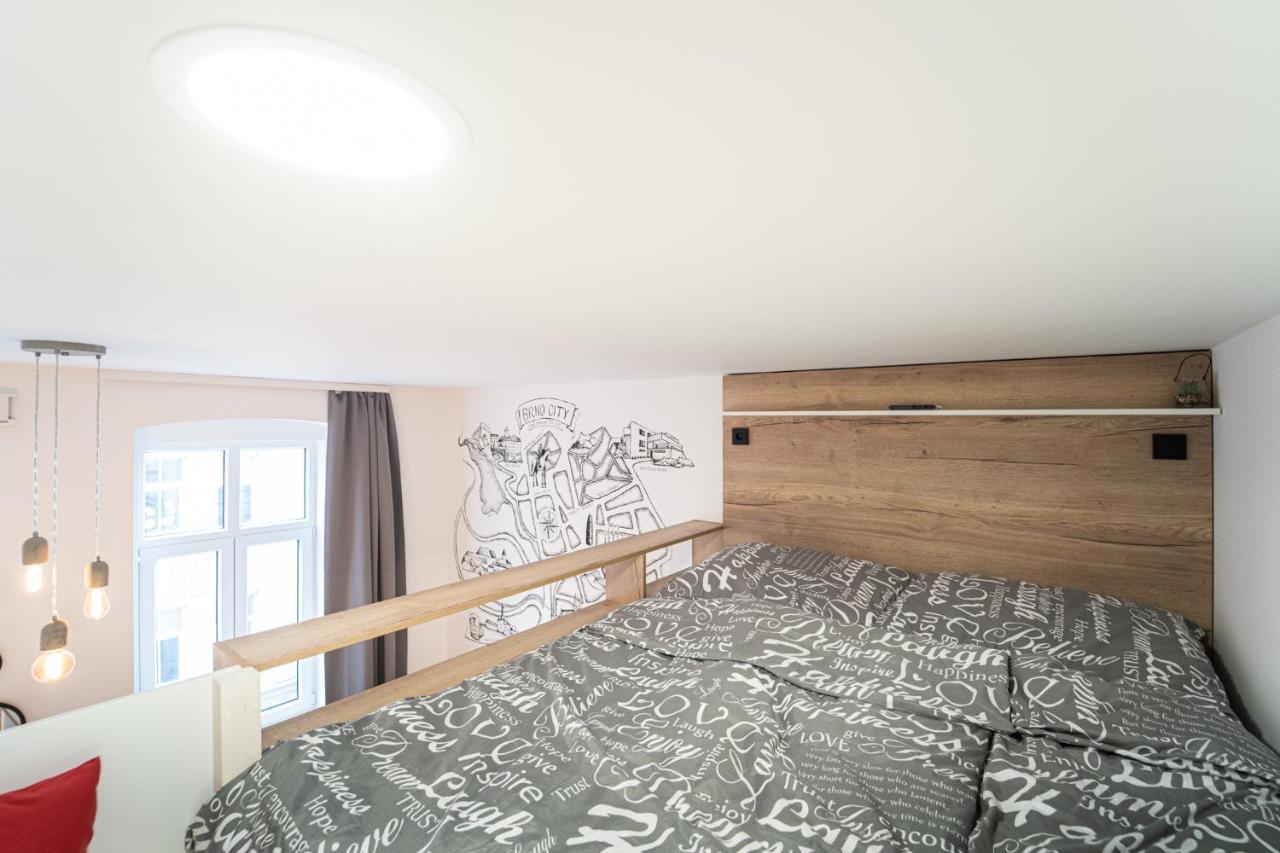 Brno City Apartment Near Malinovskeho Square Bagian luar foto