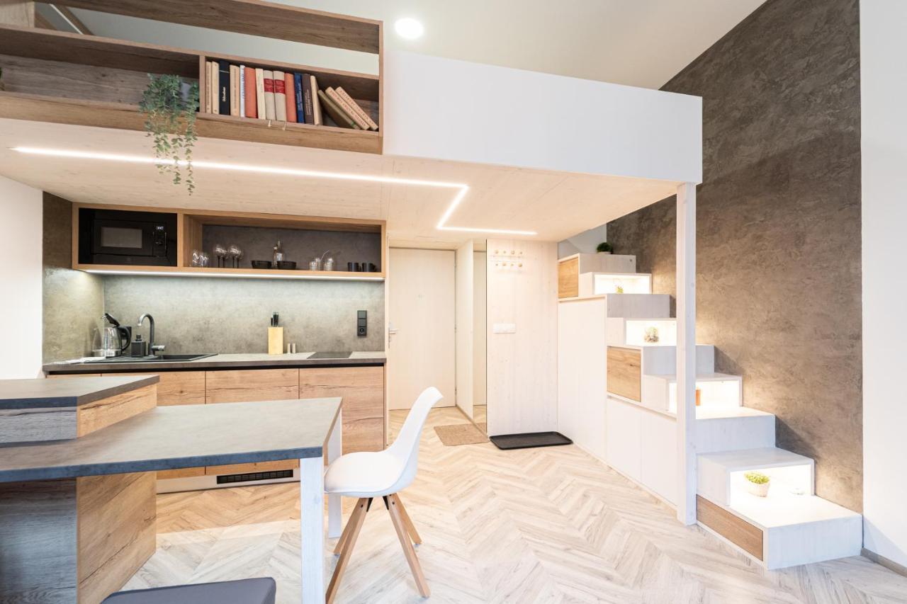 Brno City Apartment Near Malinovskeho Square Bagian luar foto