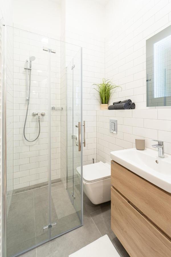 Brno City Apartment Near Malinovskeho Square Bagian luar foto